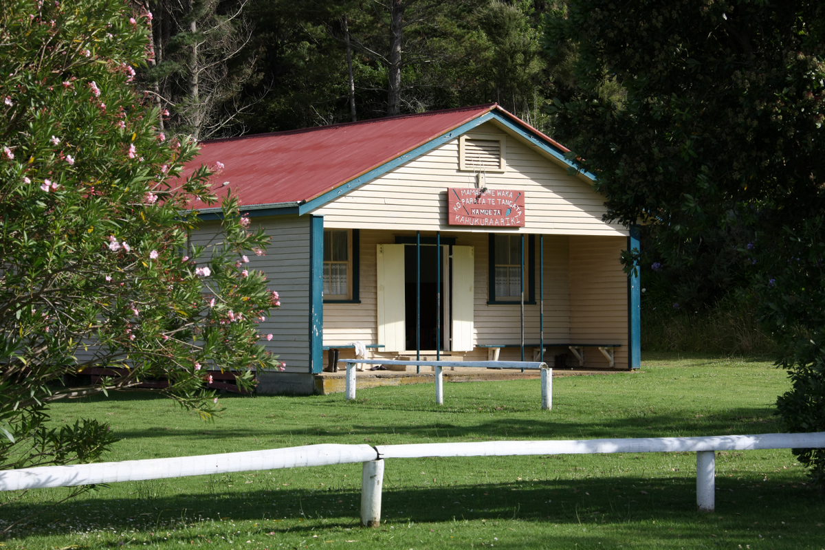 Kahukuraariki Marae i