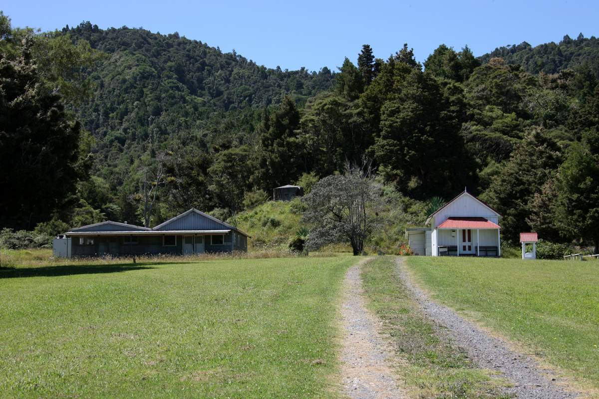 Kaingahoa Marae i 0