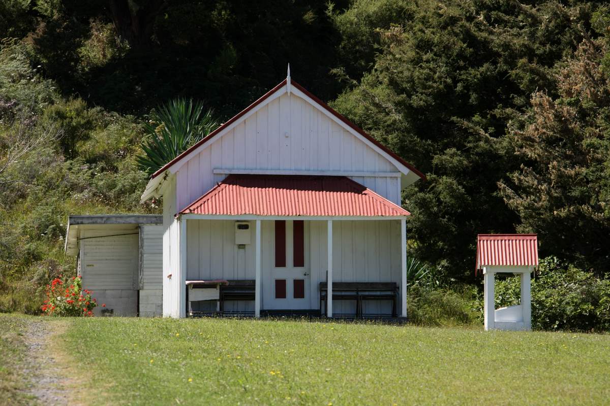 Kaingahoa Marae iii 0