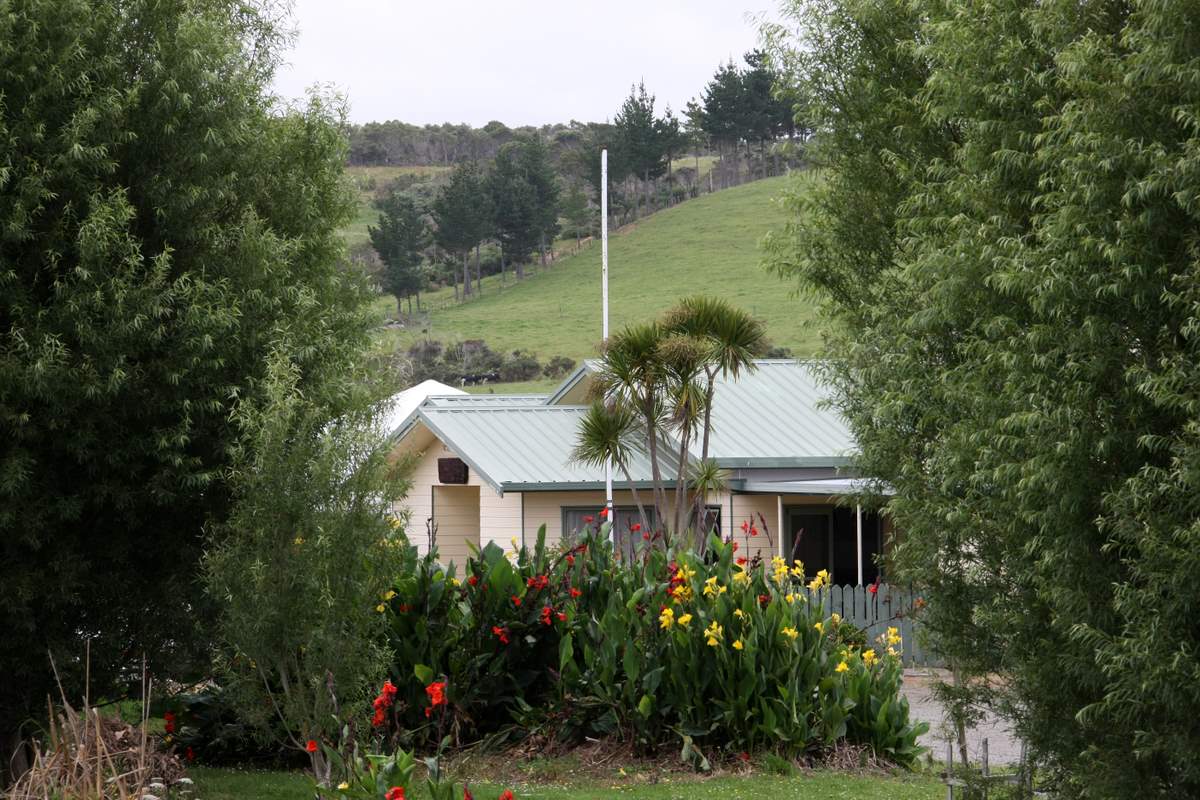 Kareponia Marae v