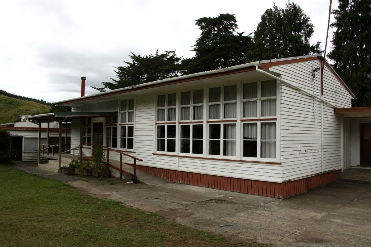 Motukiore Marae ii