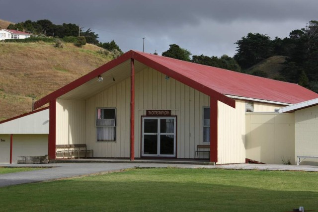 Otamatea Marae vi