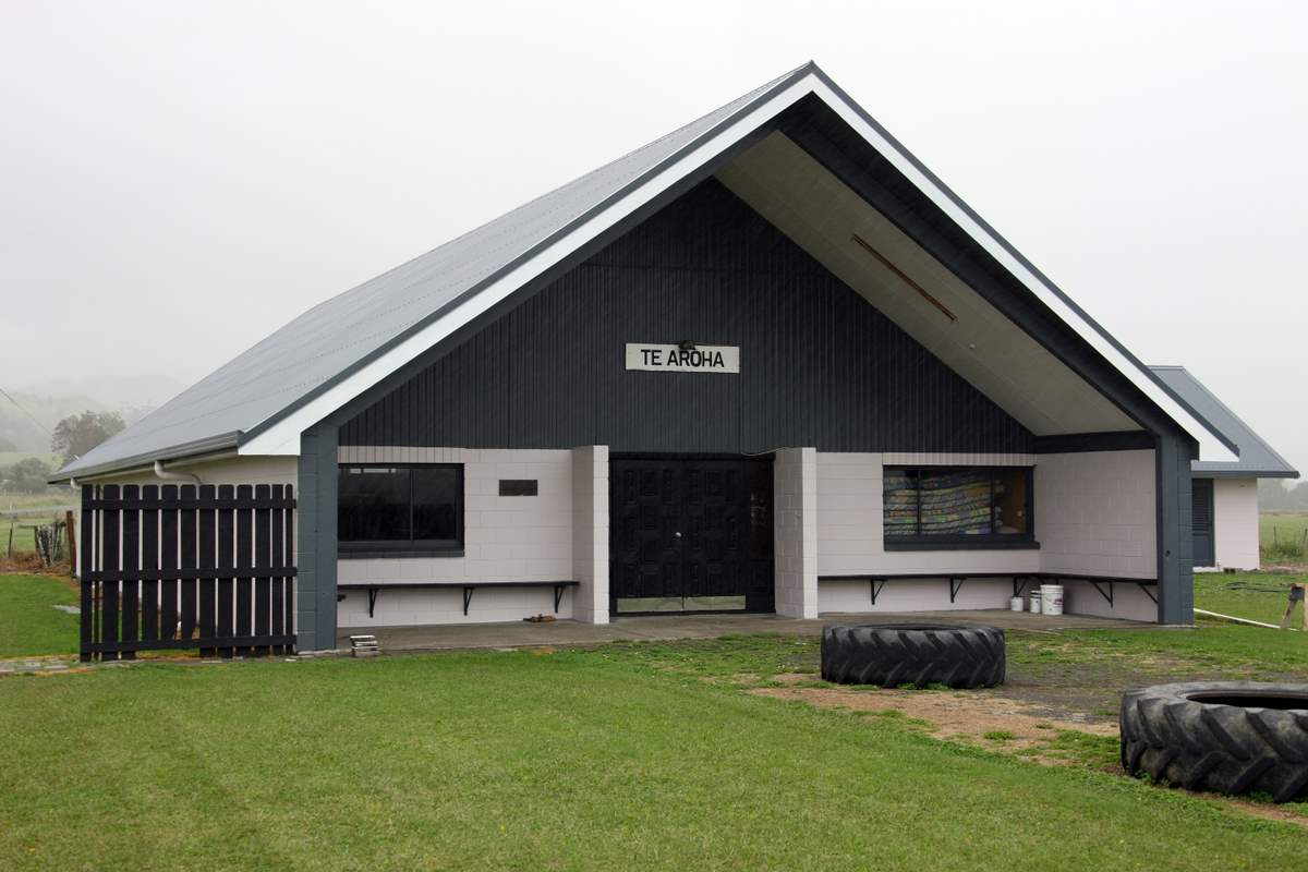 Parakao Marae iii