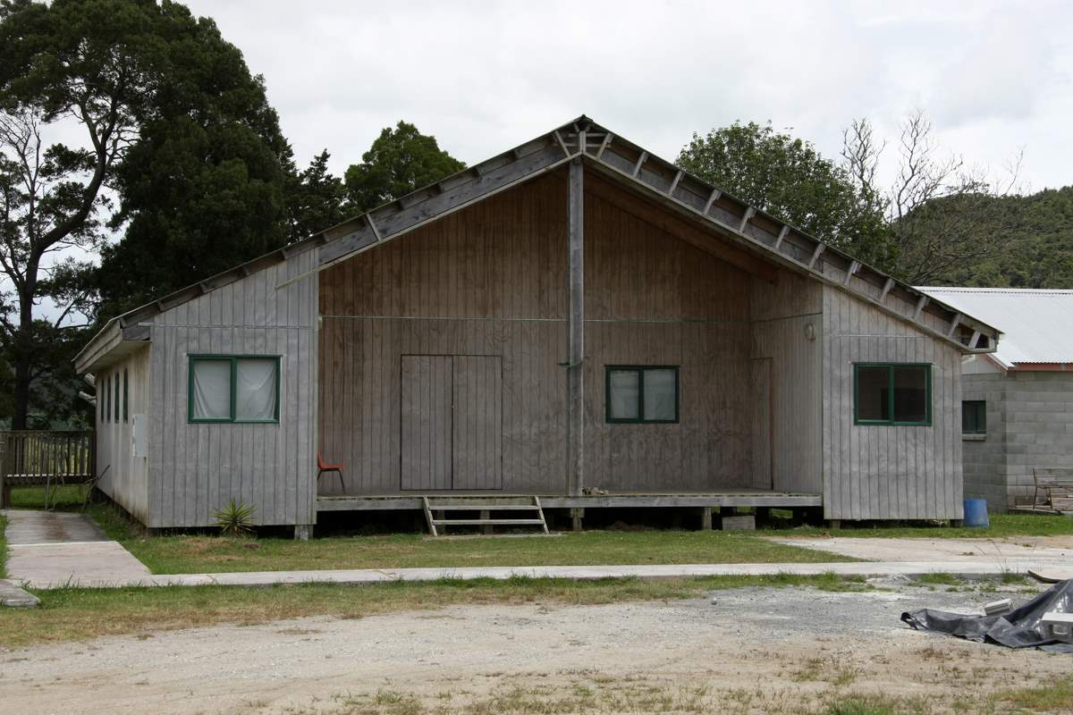 Puketawa Marae ii