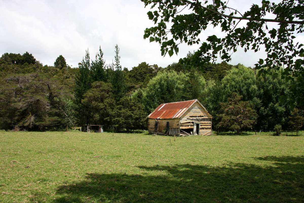 Tauratumaru Marae iv