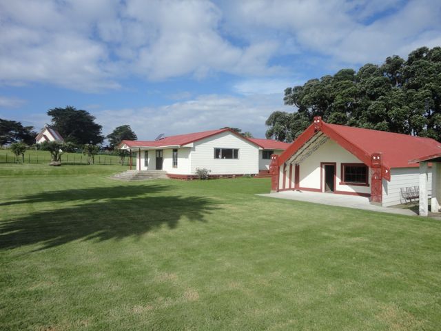 Te Ruakopiha Marae 330