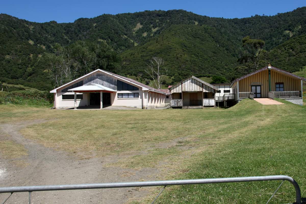 Te Uri o Tai Marae iv