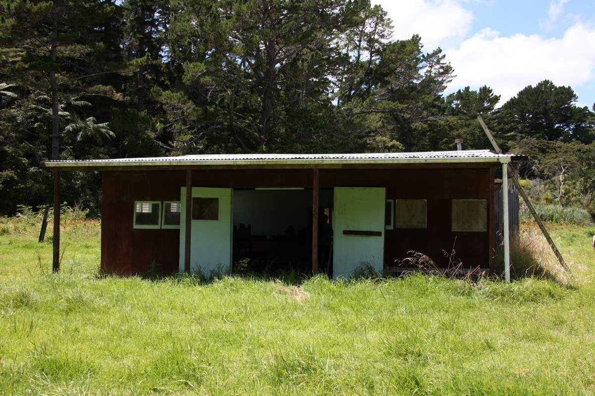 Wai Aotea Marae vi